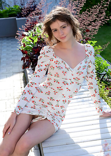 Marceline in the MetArt Gallery - Marceline Debut