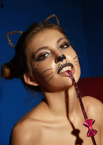 Halloween sexy kitty - Part Two - Play with me