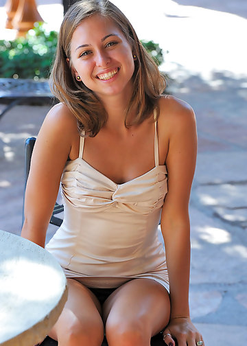 Adorable short blonde curvy with perky tits beauty poses naked outside in heels